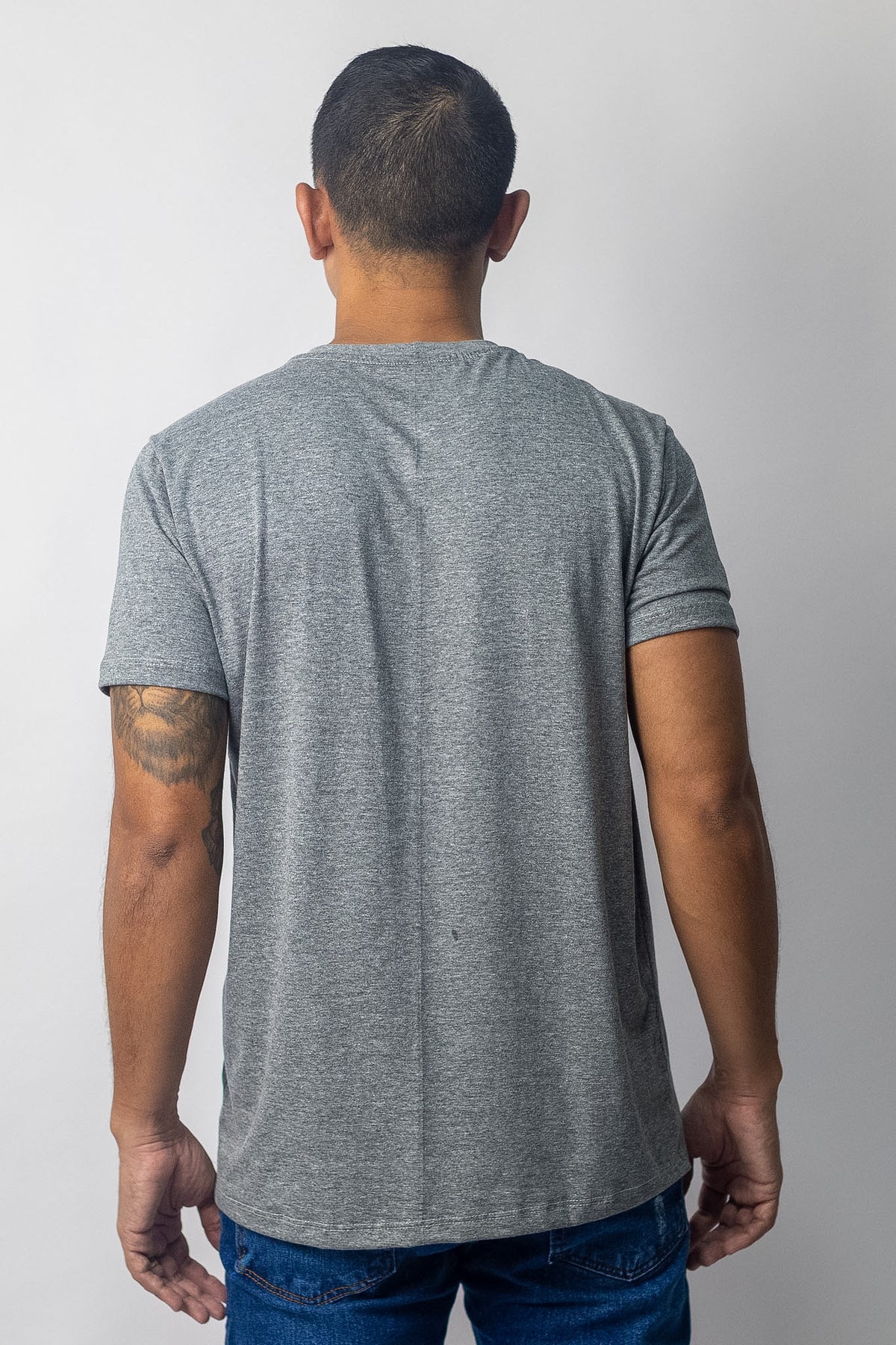 Camisa T-Shirt Cinza - foto 4 de 4