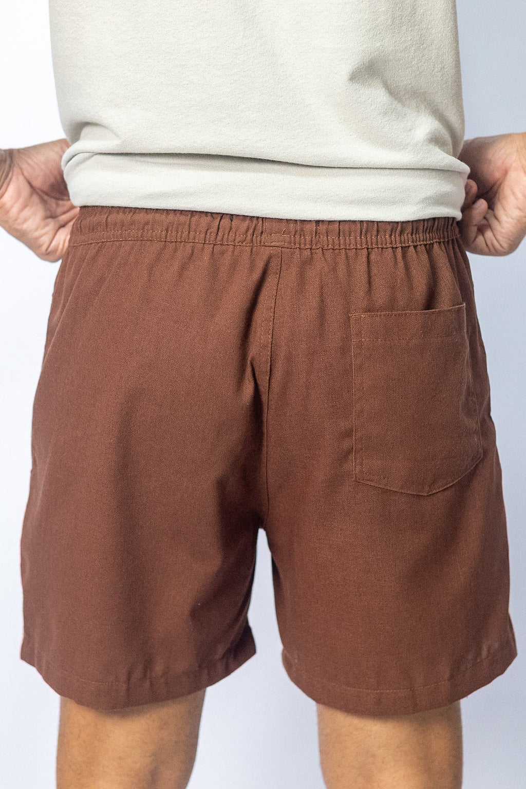 Short Linho Marrom - foto 3 de 3